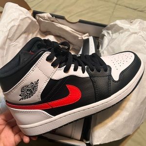 Men’s Air Jordan 1 Mid